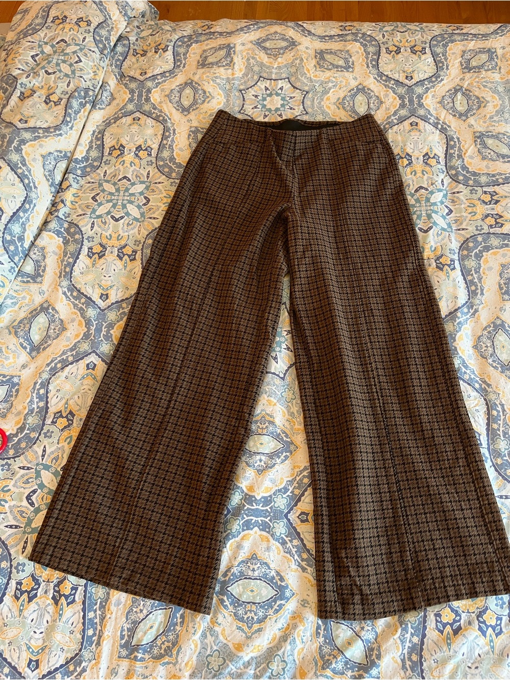 Old Navy High Rise Pixie Wide Leg